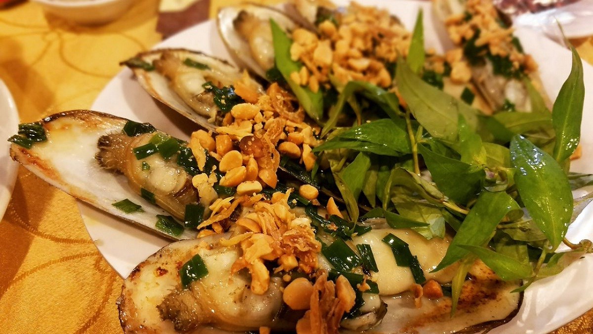 Ốc móng tay nướng