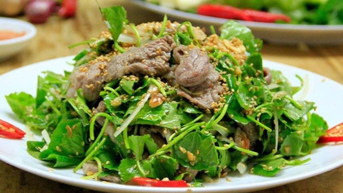 Nộm bò rau má