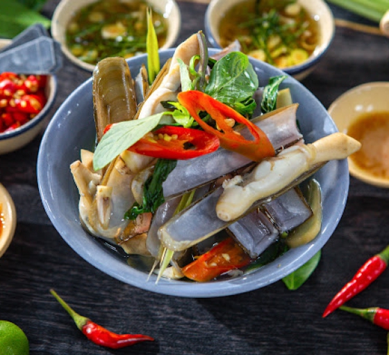 Ốc móng tay hấp