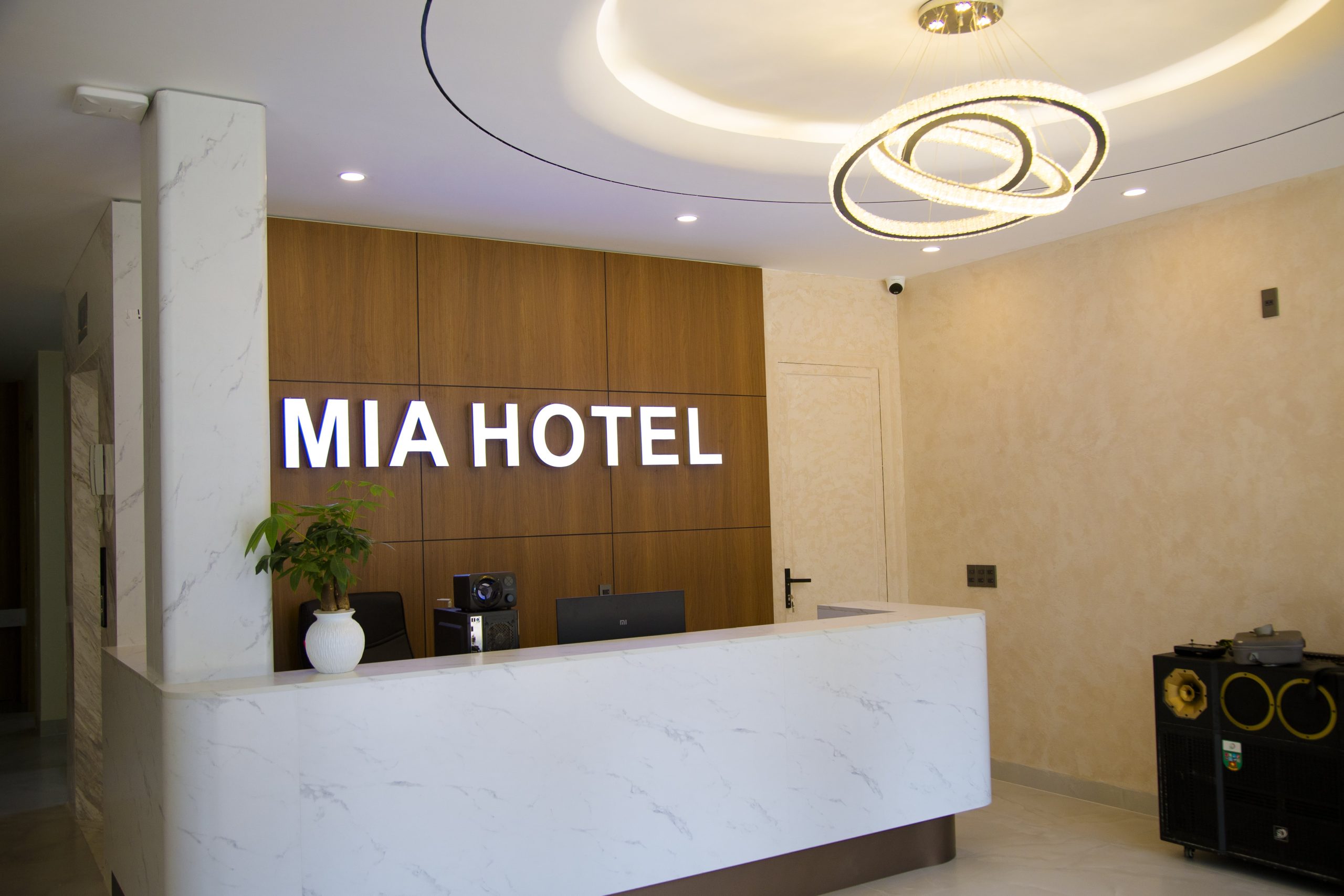 Mia_5-min